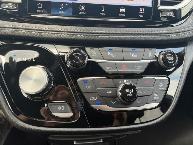 2027 Chrysler Pacifica PACIFICA SELECT