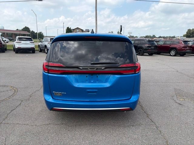 2027 Chrysler Pacifica PACIFICA SELECT