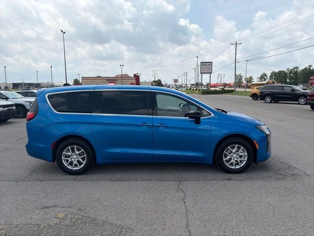 2027 Chrysler Pacifica PACIFICA SELECT