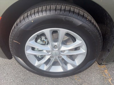 2027 Chrysler Pacifica PACIFICA SELECT