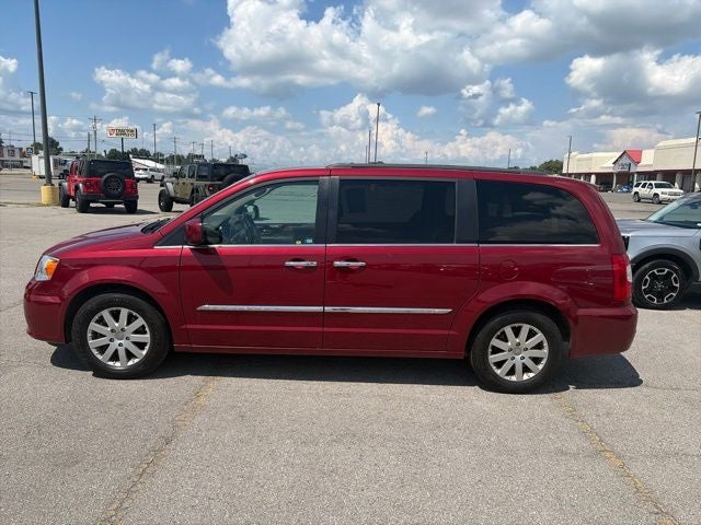 2015 Chrysler Town & Country Touring