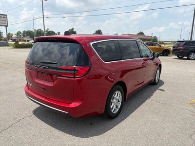 2027 Chrysler Pacifica PACIFICA SELECT