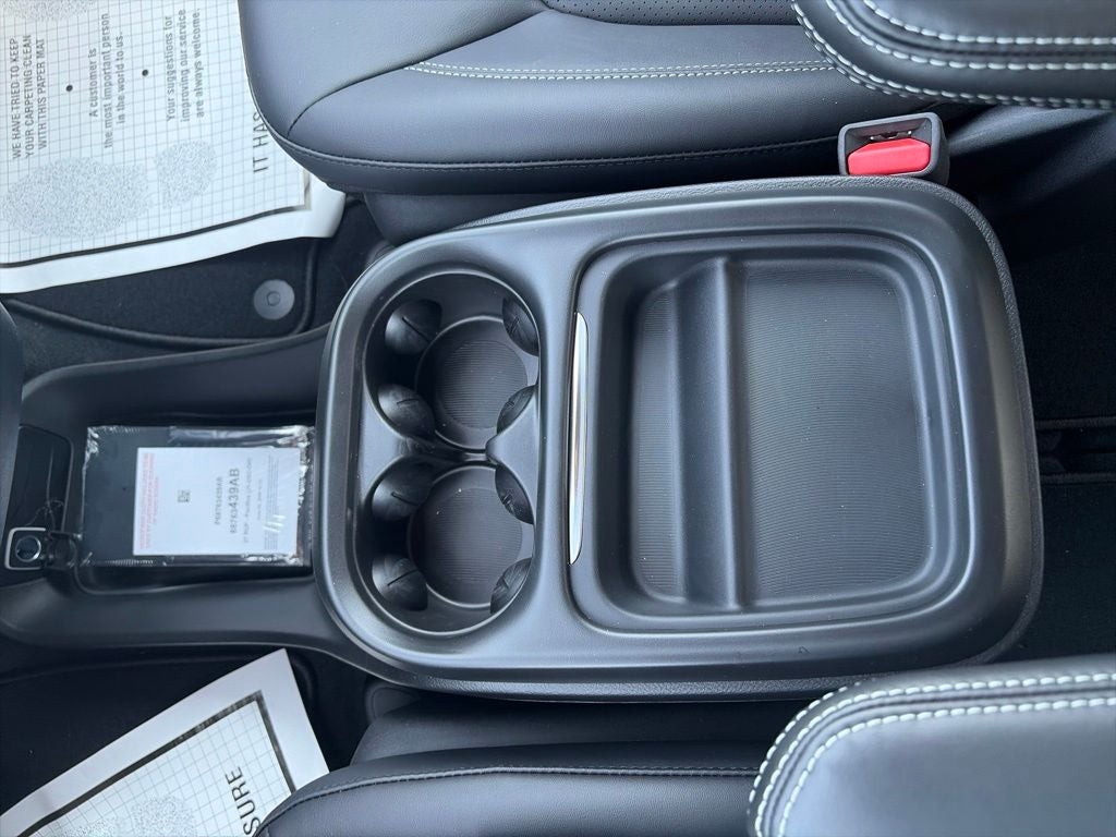 2027 Chrysler Pacifica PACIFICA SELECT