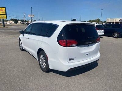 2026 Chrysler Voyager VOYAGER LX