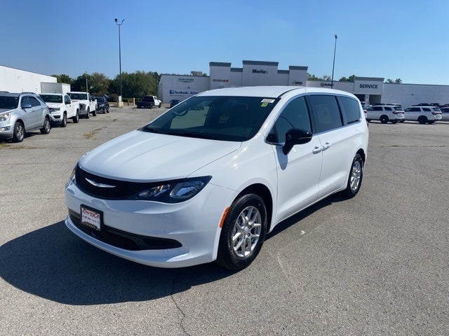 2026 Chrysler Voyager VOYAGER LX