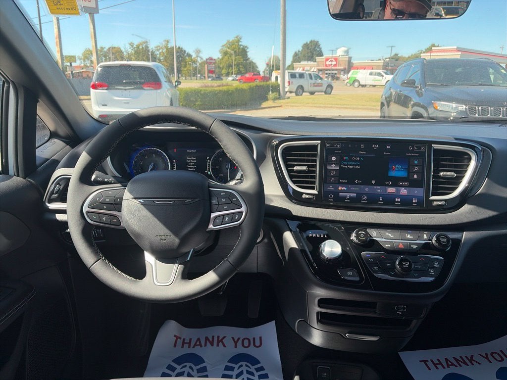 2027 Chrysler Pacifica PACIFICA LX