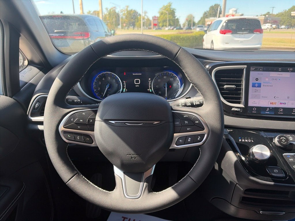 2027 Chrysler Pacifica PACIFICA LX