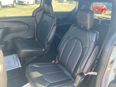 2026 Chrysler Voyager VOYAGER LX