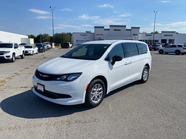 2026 Chrysler Voyager VOYAGER LX