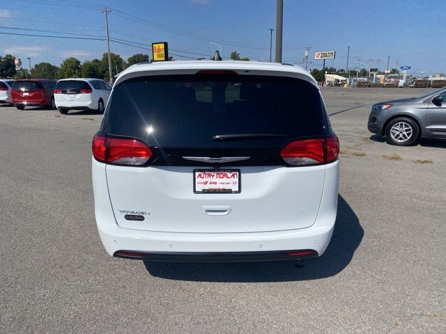 2026 Chrysler Voyager VOYAGER LX