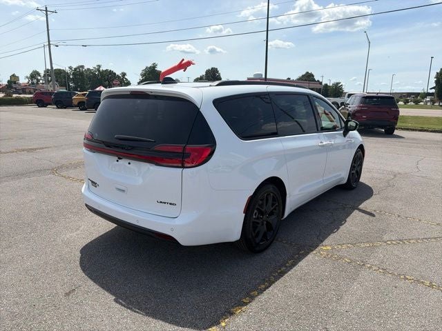 2027 Chrysler Pacifica PACIFICA LIMITED