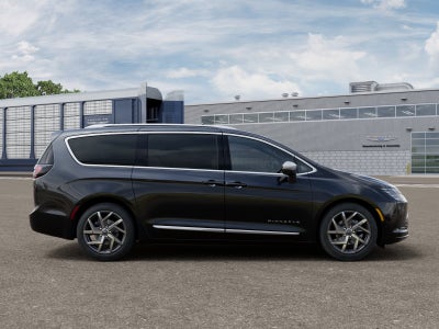 2027 Chrysler Pacifica Pinnacle