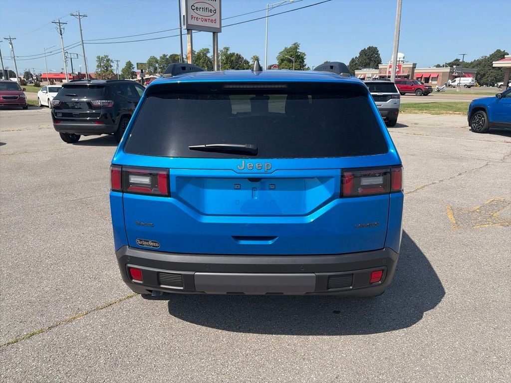 2026 Jeep Cherokee CHEROKEE LAREDO 4X4