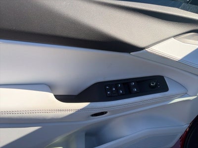 2027 Jeep Cherokee CHEROKEE LIMITED 4X4