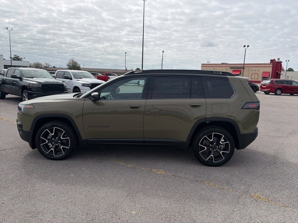 2026 Jeep Cherokee CHEROKEE OVERLAND 4X4