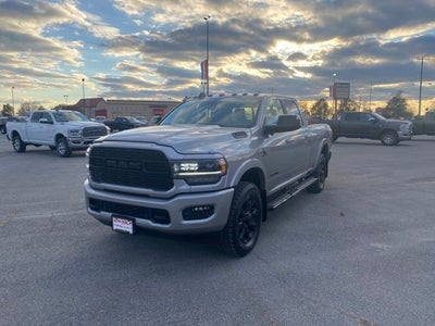 2022 RAM 3500 Limited Crew Cab 4x4 6'4' Box