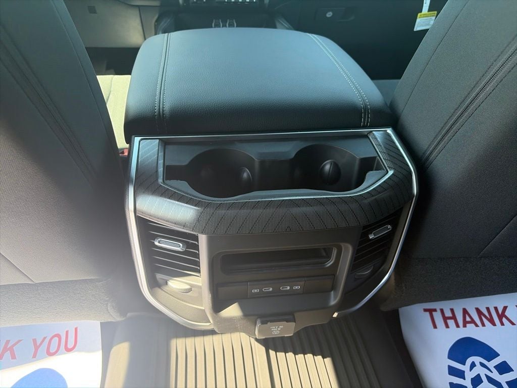 2027 RAM Ram 2500 RAM 2500 BIG HORN CREW CAB 4X4 8' BOX
