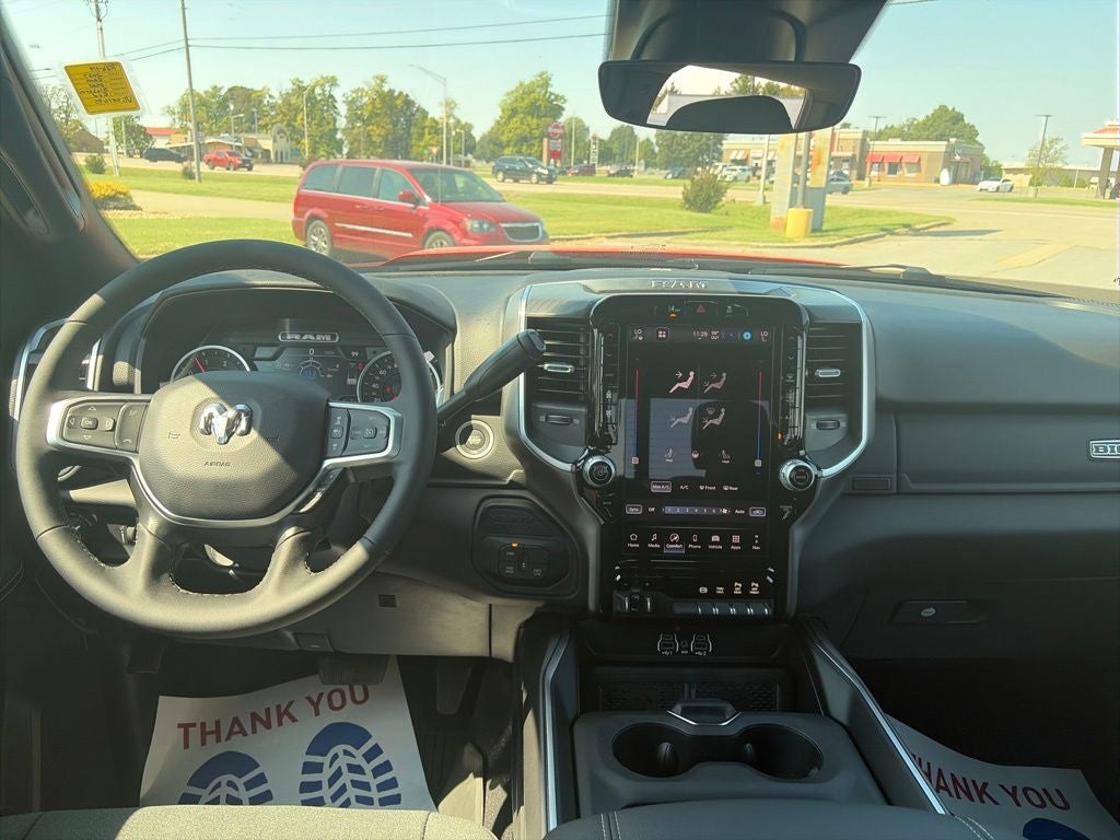 2027 RAM Ram 2500 RAM 2500 BIG HORN CREW CAB 4X4 8' BOX