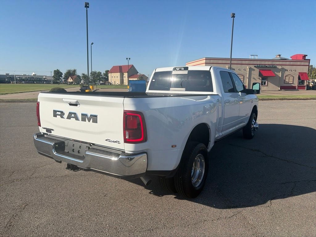 2027 RAM Ram 3500 RAM 3500 LARAMIE CREW CAB 4X4 8' BOX