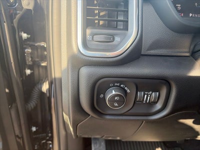 2027 RAM Ram 3500 RAM 3500 LARAMIE CREW CAB 4X4 8' BOX
