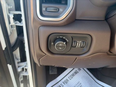 2026 RAM Ram 3500 RAM 3500 LARAMIE CREW CAB 4X4 8' BOX
