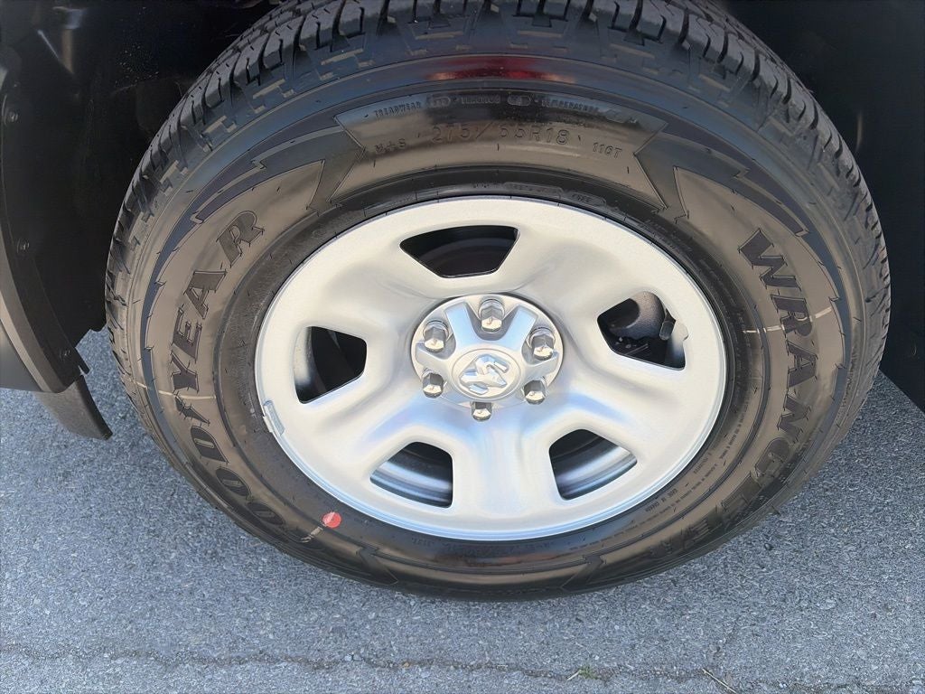 2026 RAM Ram 1500 RAM 1500 TRADESMAN CREW CAB 4X4 5'7' BOX