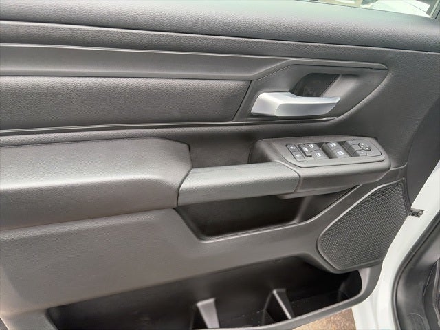 2025 RAM Ram 1500 RAM 1500 TRADESMAN CREW CAB 4X4 5'7' BOX