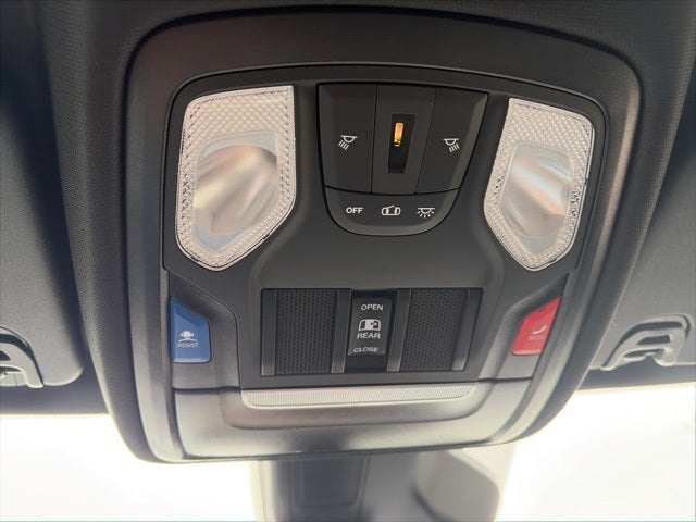 2025 RAM Ram 1500 RAM 1500 TRADESMAN CREW CAB 4X4 5'7' BOX