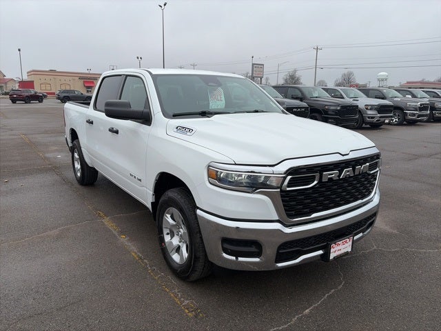 2025 RAM Ram 1500 RAM 1500 TRADESMAN CREW CAB 4X4 5'7' BOX
