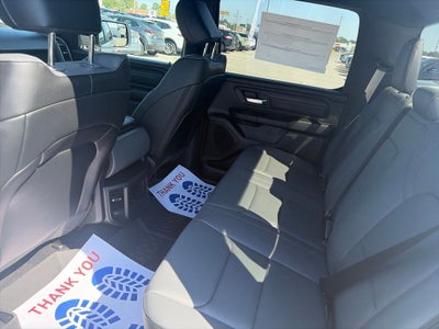 2027 RAM Ram 1500 RAM 1500 TRADESMAN CREW CAB 4X4 5'7' BOX