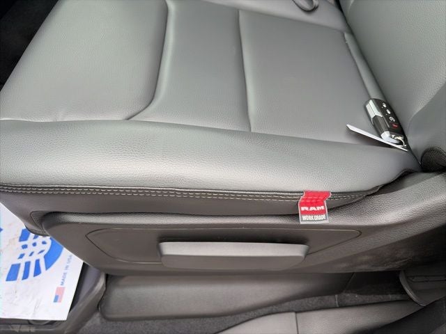 2026 RAM Ram 1500 RAM 1500 TRADESMAN CREW CAB 4X4 5'7' BOX