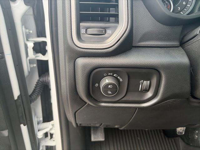 2026 RAM 2500 RAM 2500 WARLOCK CREW CAB 4X4 6'4' BOX