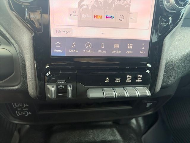 2026 RAM 2500 RAM 2500 WARLOCK CREW CAB 4X4 6'4' BOX
