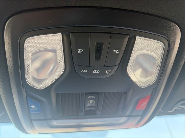 2024 RAM 2500 Tradesman Crew Cab 4x4 6'4' Box