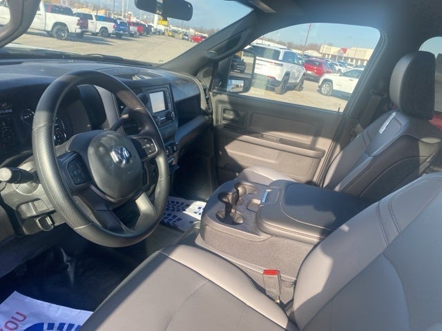 2024 RAM 2500 Tradesman Crew Cab 4x4 6'4' Box