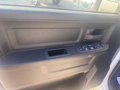 2024 RAM 2500 Tradesman Crew Cab 4x4 6'4' Box