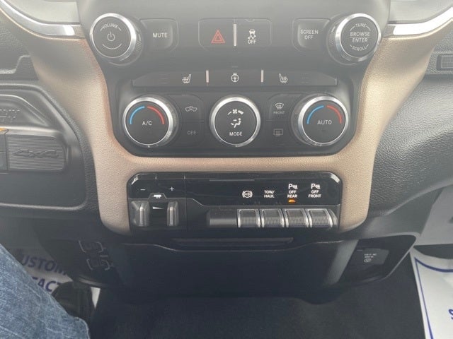 2021 RAM 2500 Laramie Crew Cab 4x4 6'4' Box