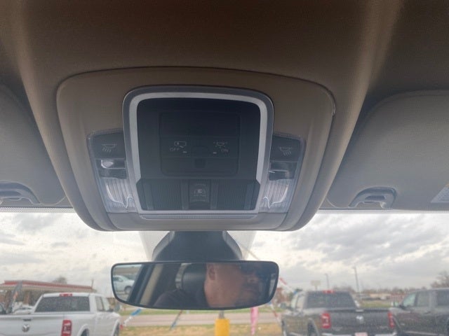 2021 RAM 2500 Laramie Crew Cab 4x4 6'4' Box