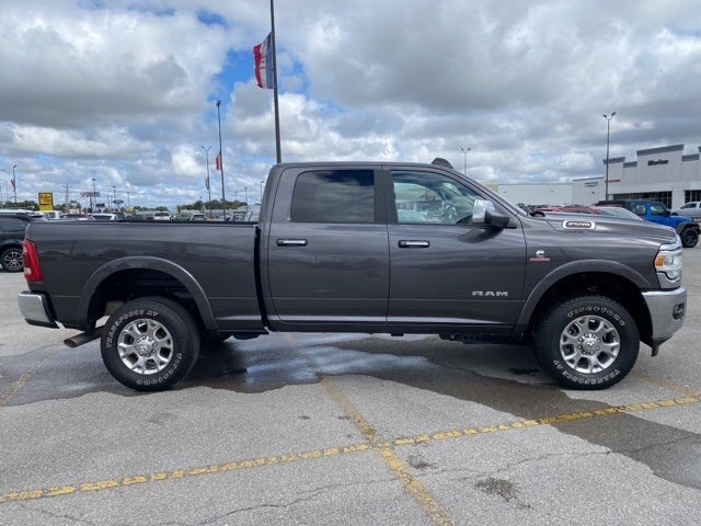 2020 RAM 2500 Laramie Crew Cab 4X4 6'4' Box