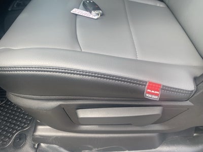 2024 RAM 3500 Chassis Tradesman/SLT