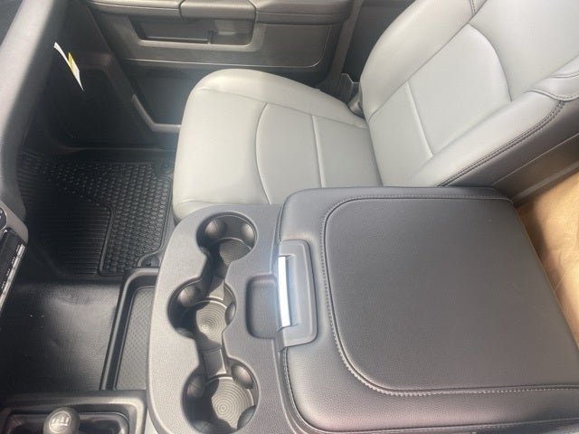 2024 RAM 3500 Chassis Tradesman/SLT