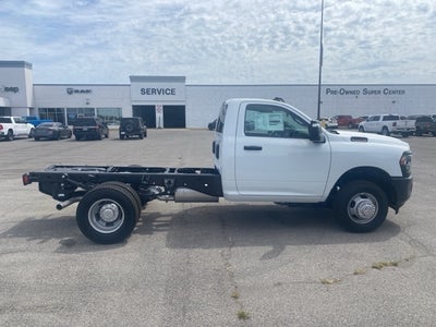 2024 RAM 3500 Chassis Tradesman/SLT
