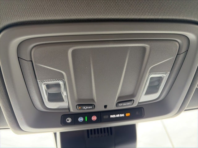 2024 GMC Sierra 1500 4WD Crew Cab Short Box Pro