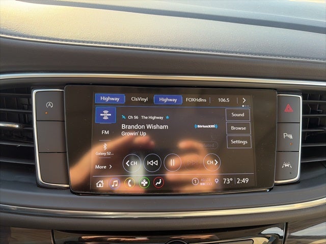 2024 Buick Enclave Essence FWD