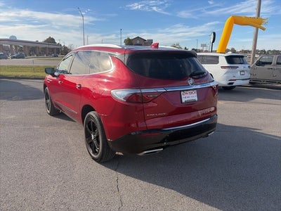 2024 Buick Enclave Essence FWD