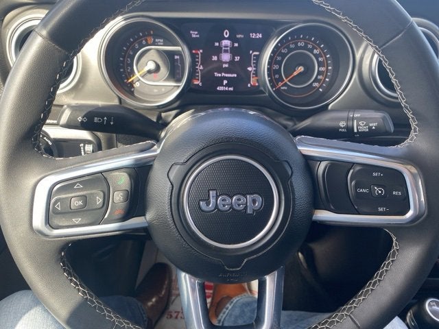 2023 Jeep Gladiator Overland