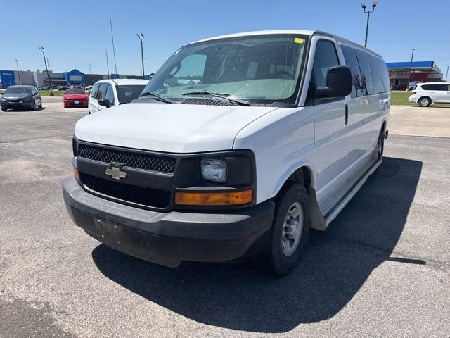 2016 Chevrolet Express Passenger 3500 LS