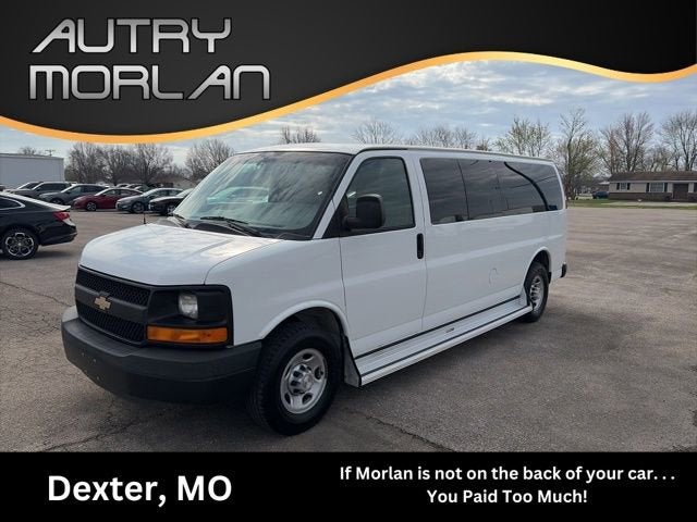 2016 Chevrolet Express Passenger 3500 LS