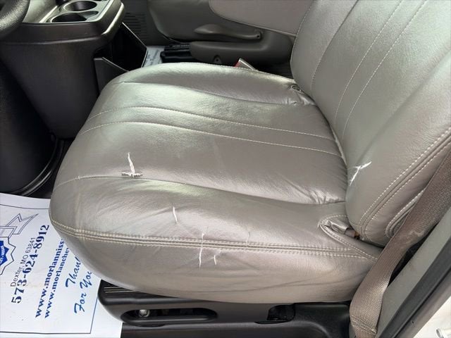 2016 Chevrolet Express Passenger 3500 LS