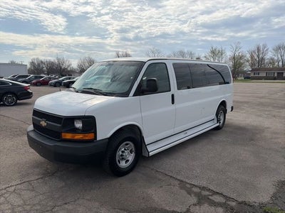 2016 Chevrolet Express Passenger 3500 LS